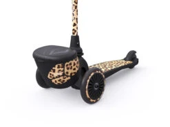 Scoot And Ride Leopard Highwaykick 2 Step SR-96524 -Bekend Babyartikelen Winkel Scoot and Ride Leopard Highwaykick 2 Step SR 96524 .3