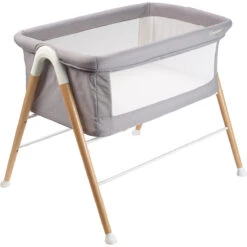 Babygo Goodnight Grey Wieg 4361 -Bekend Babyartikelen Winkel babygo goodnight grey wieg aan bed 2