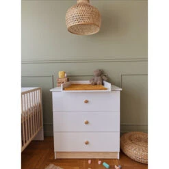 Babykamer Milly: Ledikant & Commode 33 Babykamer Milly: Ledikant & Commode -Bekend Babyartikelen Winkel babykamermillyledikantcommodesfeer4 2