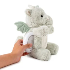 Cloud-B LoveLight Drake The Dragon Slaapknuffel Met Nachtlampje 10 Cloud-B LoveLight Drake The Dragon Slaapknuffel Met Nachtlampje -Bekend Babyartikelen Winkel cloud b lovelight drake the dragon slaapknuffel met nachtlampje 2