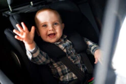 Ding Mace Black 360° I-Size Autostoel 0-36kg DI-111916 -Bekend Babyartikelen Winkel di 111917 lifestyle 03