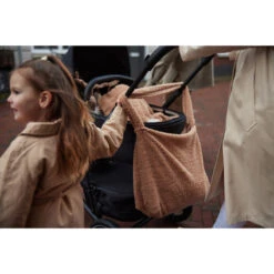 Jollein Boucle Naturel Luiertas 027-819-66060 -Bekend Babyartikelen Winkel jollein boucle biscuit luiertas 027 819 66067 lifestyle