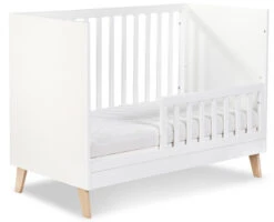 Babykamer Romy: Ledikant & Commode -Bekend Babyartikelen Winkel ledikant noah 60 x 120 cm 2 1