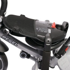 Lorelli Revel Grey Driewieler 1005063-0001 -Bekend Babyartikelen Winkel lorelli revel pink grunge driewieler 17 1