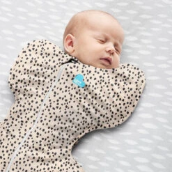 Love To Dream Swaddle Up 1.0 Animal Beige Medium 6-8.5 Kg Inbakerslaapzak L1001252BGEM -Bekend Babyartikelen Winkel love to dream swaddle up 1.0 animal beige 3 1