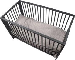 MamaLoes Paint Stone Grey 100x140cm Dekbedovertrek ML4041 -Bekend Babyartikelen Winkel mamaloes paint stone grey 100x140cm dekbedovertrek ml4041 3 2