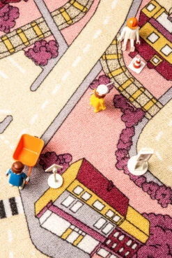 Rebel Roads Railroads Pink Sand 95x200 Cm Speelmat RPLYWGB63095200T01 10 Rebel Roads Railroads Pink Sand 95x200 Cm Speelmat RPLYWGB63095200T01 -Bekend Babyartikelen Winkel rebel roads railroads pink sand 95x200 cm speelmat rplywgb63095200t01 4