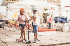 Scoot And Ride Rose Highwaykick 3 Step SR-96346 -Bekend Babyartikelen Winkel scoot and ride peach highwaykick 3 step sr 96357 3 1920x1920 1