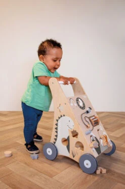 Tryco Nature Houten Activiteiten Loopwagen TR-353003 11 Tryco Nature Houten Activiteiten Loopwagen TR-353003 -Bekend Babyartikelen Winkel tr 353003 tryco wooden baby walker new 02 1920x1920